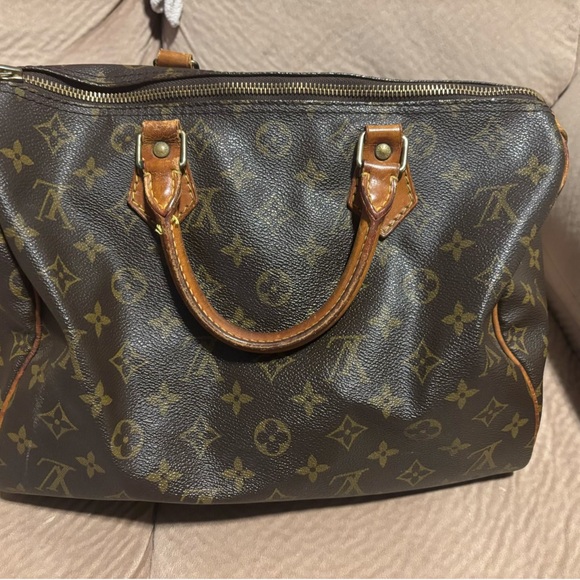 LV Speedy 30 - Picture 2 of 14